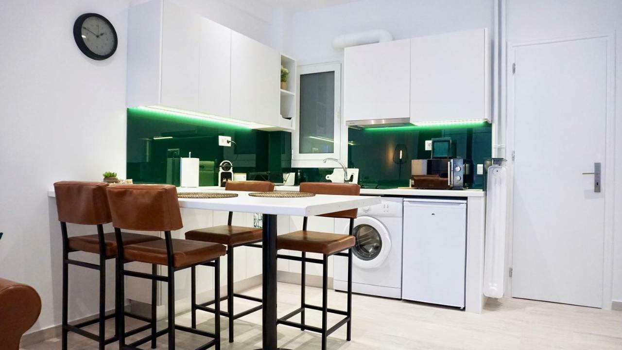 Industrial Style Studio In เอเธนส์ ภายนอก รูปภาพ