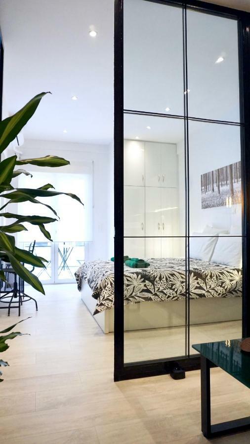 Industrial Style Studio In เอเธนส์ ภายนอก รูปภาพ
